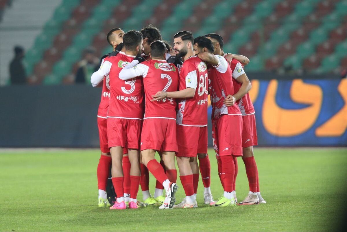 چشم امید پرسپولیس به صنعت نفت!