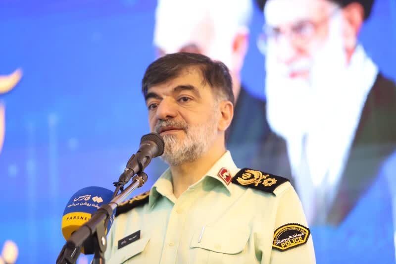 امنیت ریشه قدرت نمایی اراذل و اوباش را خشک می کنیم/ با امنیت مردم شوخی نداریم