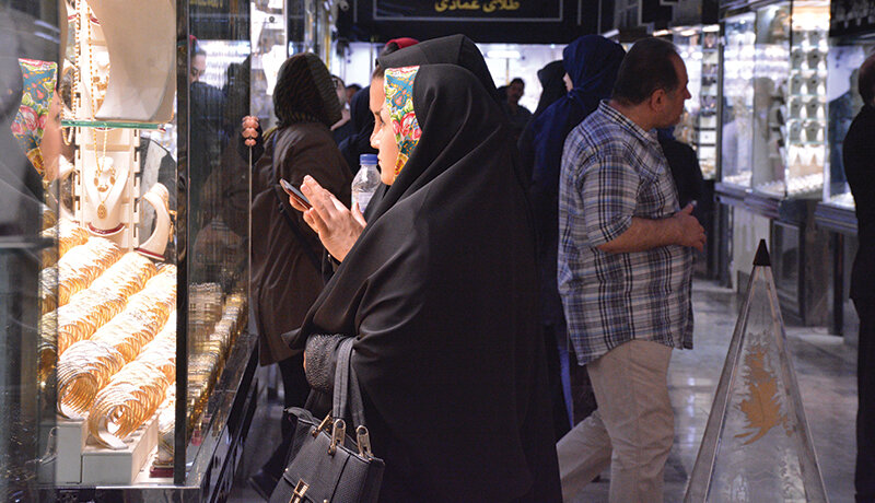 اردیبهشت قیمت جدید طلا و سکه ۱۵ اردیبهشت ۱۴۰۴/ سقف مقاومتی سکه باز هم شکست