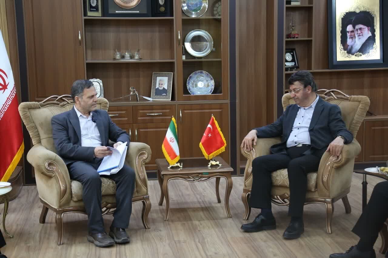 زنجان افزایش تجارت ایران و ترکیه به ۳۰ میلیارد دلار؛ زنجان نقش آفرین می شود