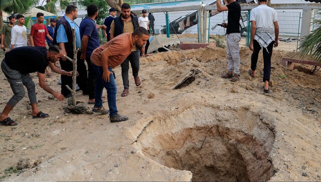 حمله به بیمارستان اروپایی غزه سقف شیبدار تاییدی بر حملات عمدی صهیونیست ها به سیستم بهداشت غزه